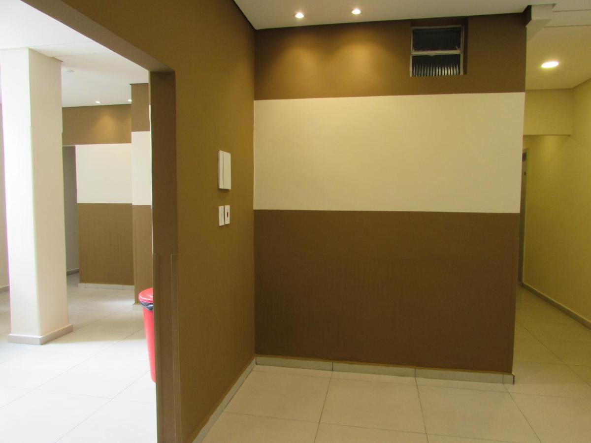 Hotel Salomao - Proximo A 25 De Marco, Bom Retiro, Bras E Rua Santa Efigenia, A 2 Minutos Do Mirante Sampa Sky E Pista De Skate Anhangabau เซาเปาโล ภายนอก รูปภาพ