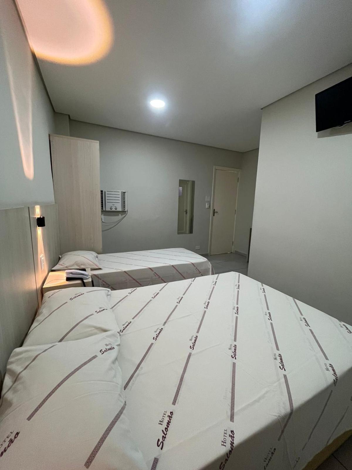 Hotel Salomao - Proximo A 25 De Marco, Bom Retiro, Bras E Rua Santa Efigenia, A 2 Minutos Do Mirante Sampa Sky E Pista De Skate Anhangabau เซาเปาโล ภายนอก รูปภาพ