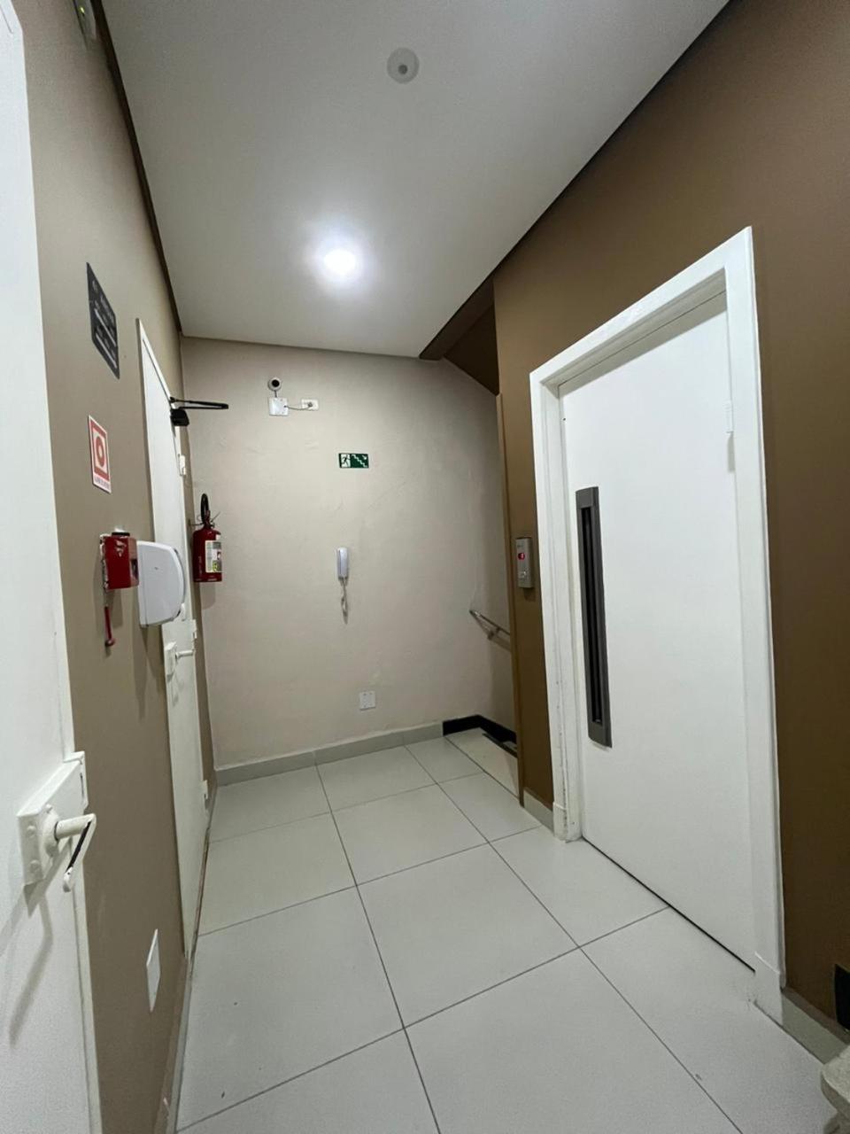 Hotel Salomao - Proximo A 25 De Marco, Bom Retiro, Bras E Rua Santa Efigenia, A 2 Minutos Do Mirante Sampa Sky E Pista De Skate Anhangabau เซาเปาโล ภายนอก รูปภาพ