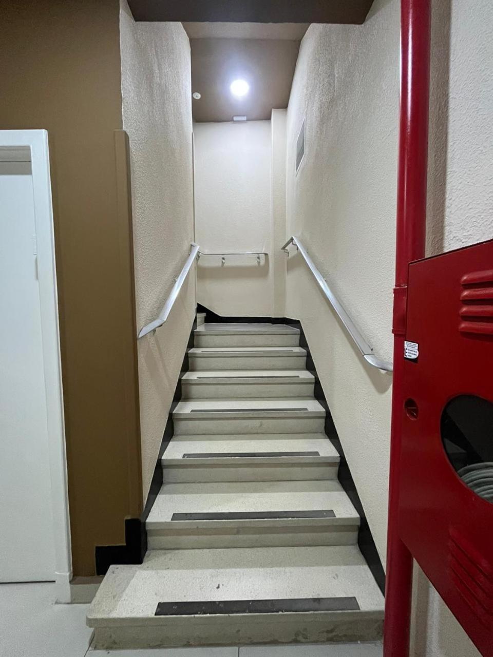 Hotel Salomao - Proximo A 25 De Marco, Bom Retiro, Bras E Rua Santa Efigenia, A 2 Minutos Do Mirante Sampa Sky E Pista De Skate Anhangabau เซาเปาโล ภายนอก รูปภาพ