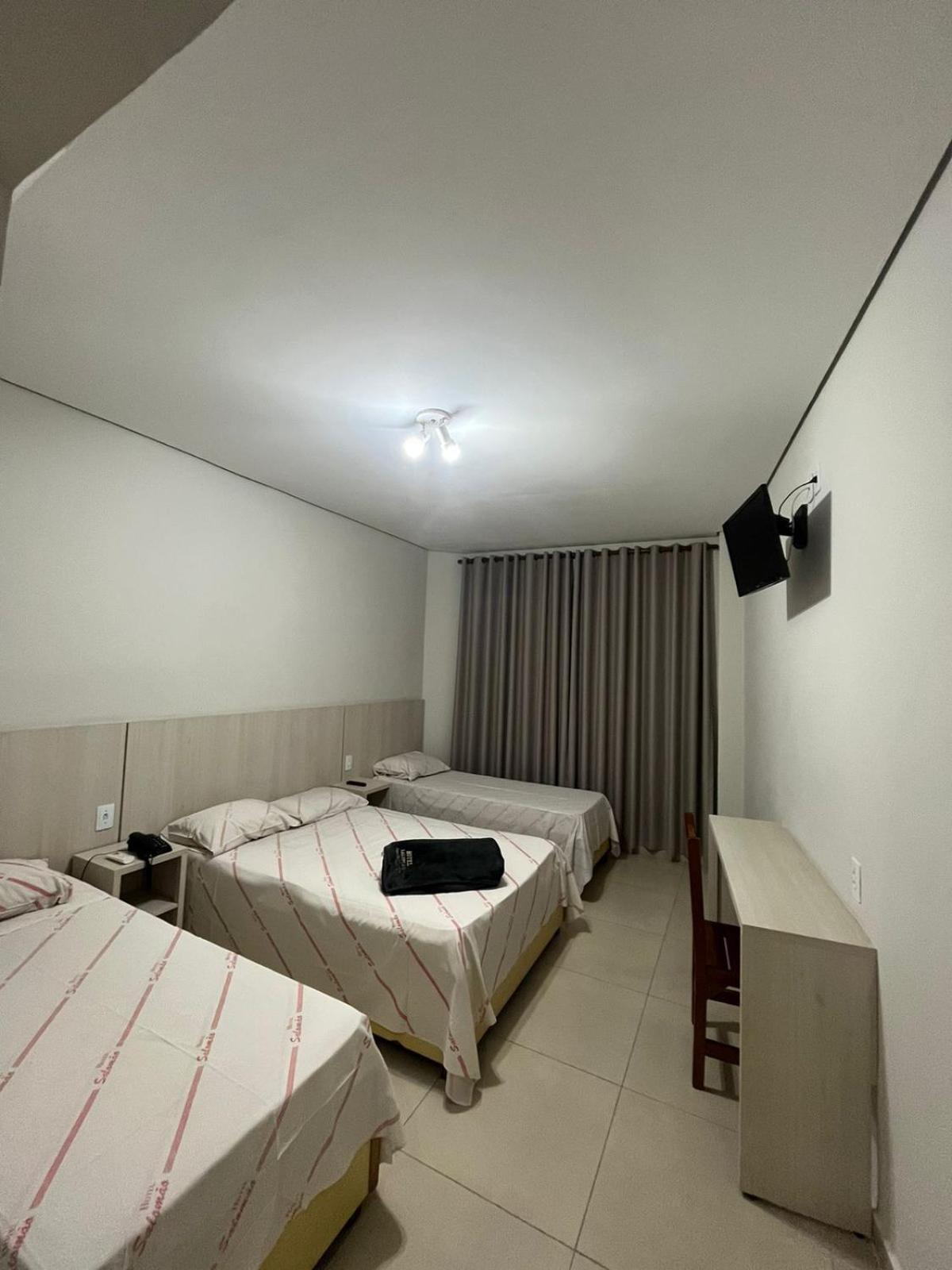 Hotel Salomao - Proximo A 25 De Marco, Bom Retiro, Bras E Rua Santa Efigenia, A 2 Minutos Do Mirante Sampa Sky E Pista De Skate Anhangabau เซาเปาโล ภายนอก รูปภาพ